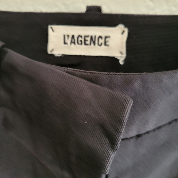 L'Agence Black Shorts Size 0 - Picture 3 of 6